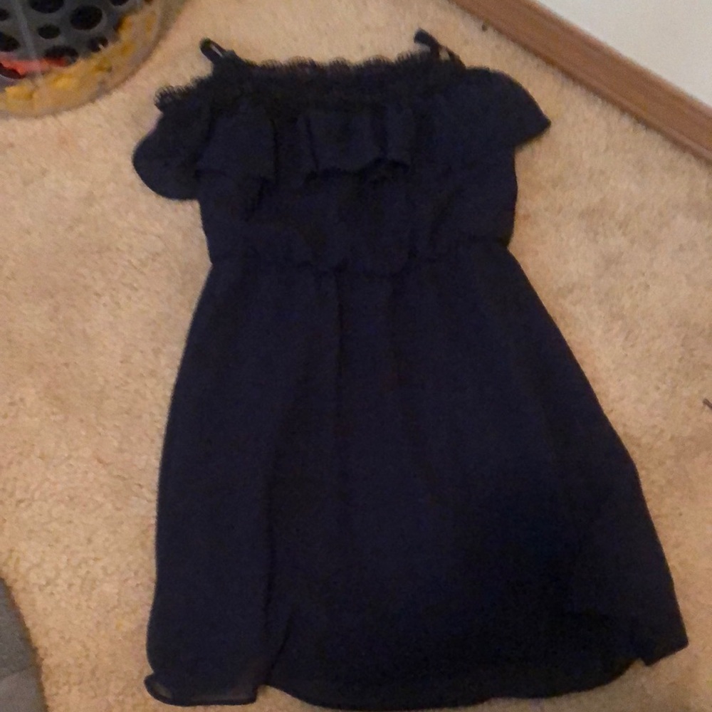 Dark blue dress nothing wrong with it, has only been worn once